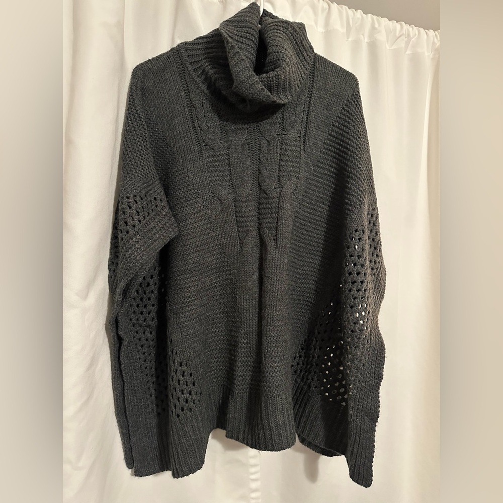 G.H. Bass Grey Knit Poncho with Turtleneck - Small
